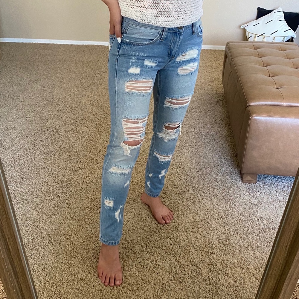 Ripped Jeans - Picture 1 of 2